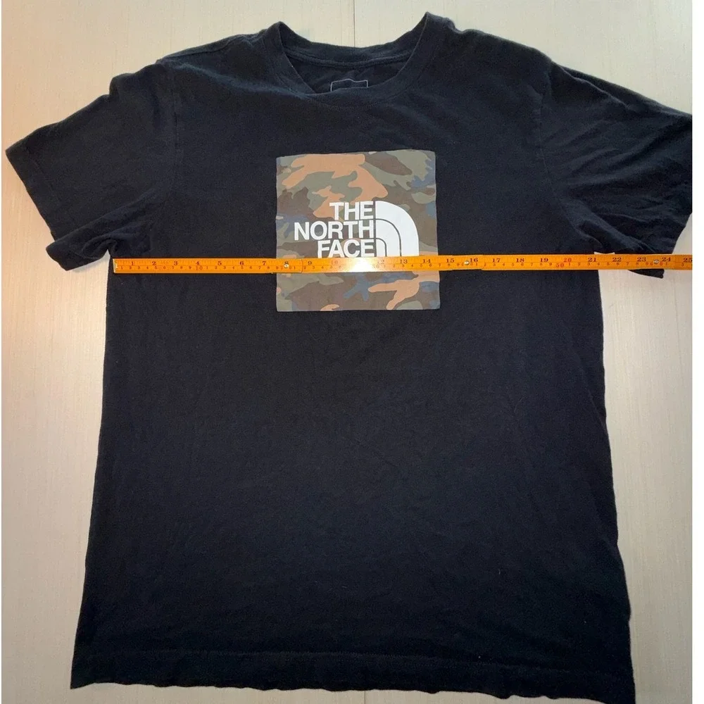 The North Face Mens Black Camo Box Logo Graphic T-Shirt Size Large